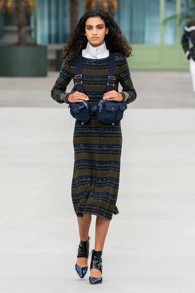 Look 9